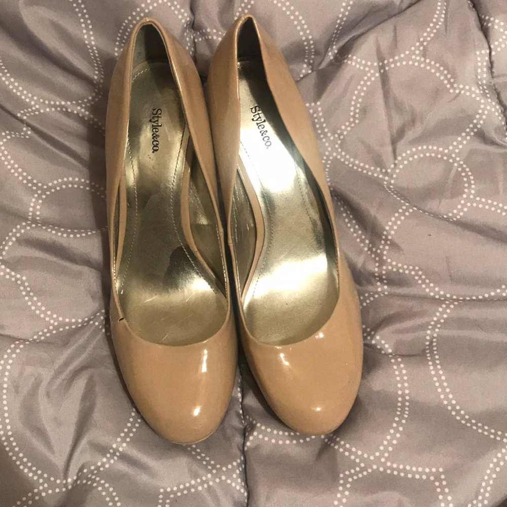 Nude platform heels
